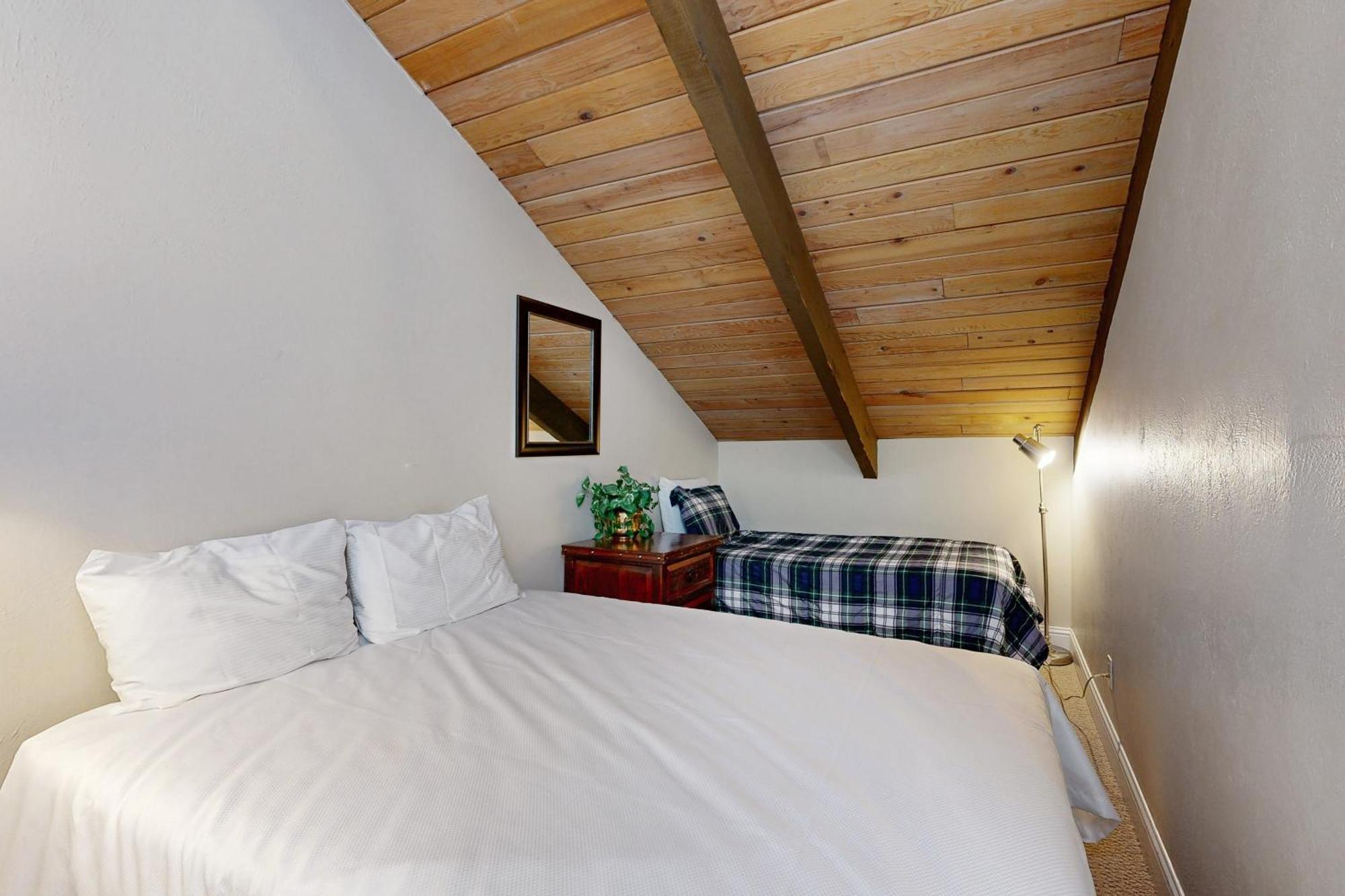 Breakaway West Villa Vail Room photo