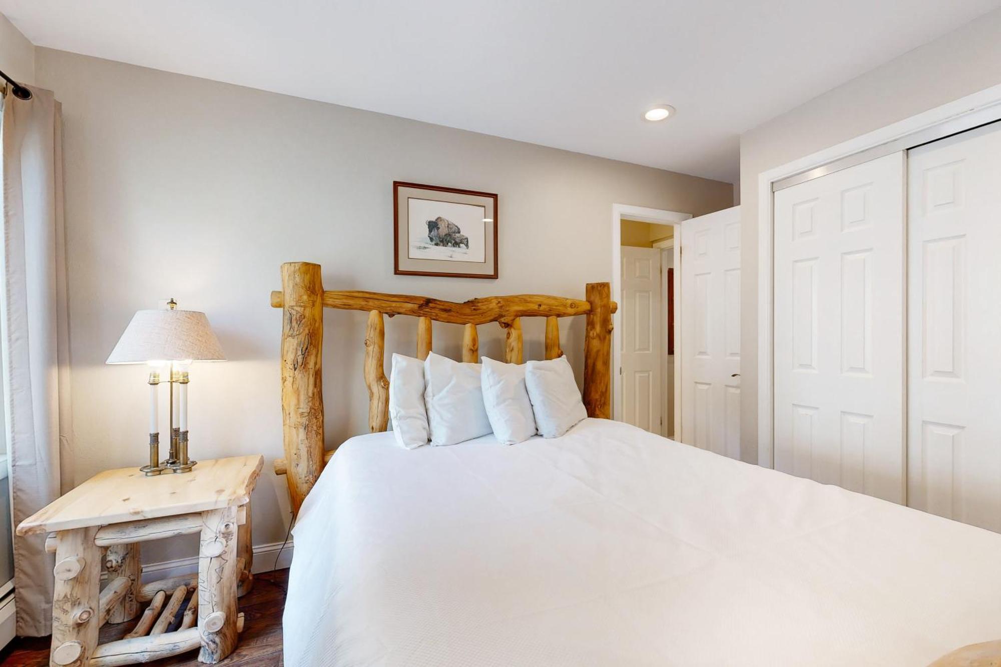 Breakaway West Villa Vail Room photo